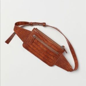 ❌SOLD❌ H&M Cognac Croc Effect Belt Bag